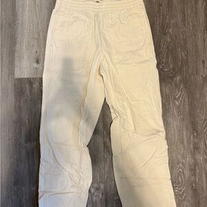 Patagonia Men's 100% Cotton. Relaxed fit. Pants. Cream color. Size S.